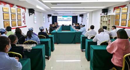遵义市第五人民医院与仁怀新朝阳医院举行专科联盟签约授牌仪式